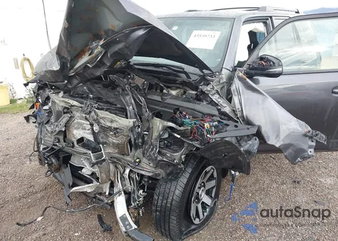 2020 Toyota 4Runner Trd Off Road Premium from USA, damaged, VIN JTEBU5JR0L5784481